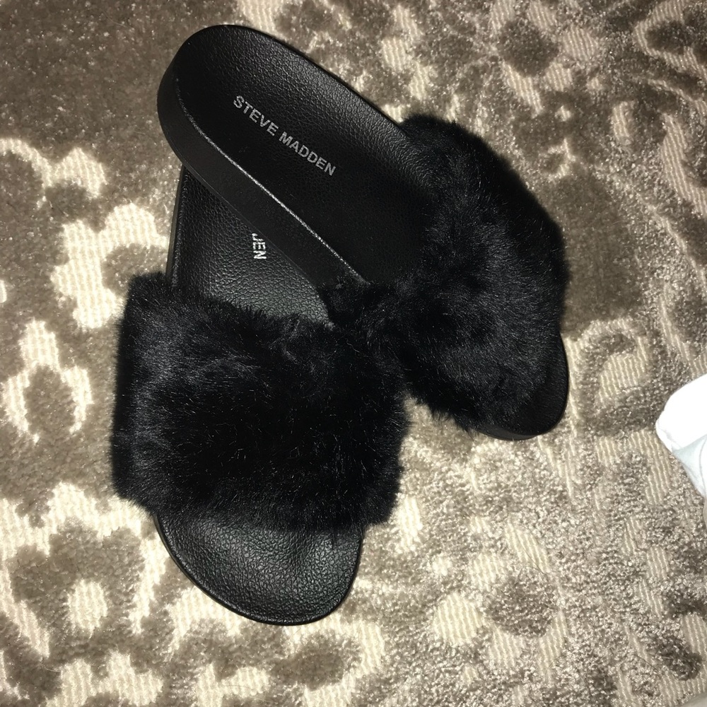 Slide sandals